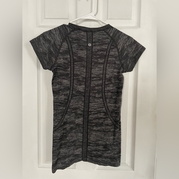 Lululemon Swiftly Tech Short Sleeve Crew T Shirt Heathered Camo Gray Black 4 - Picture 3 of 7